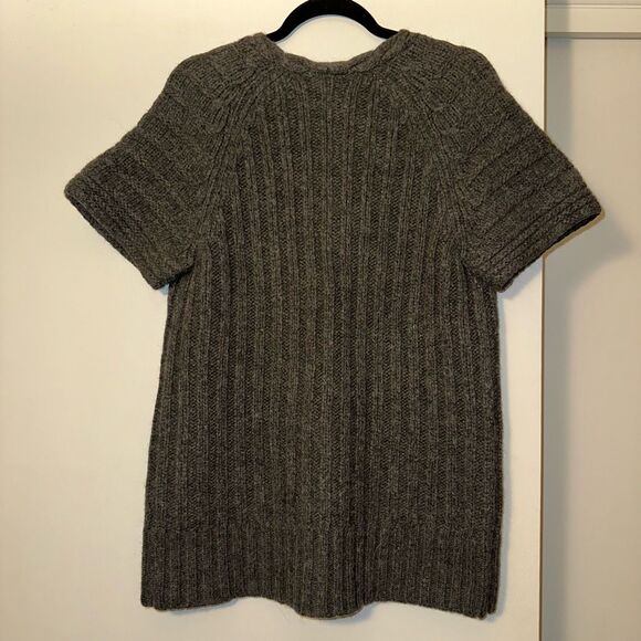 Banana Republic Large Cable Knit Wool Alpaca Short Sleeve V Neck Sweater NWOT - Picture 5 of 10